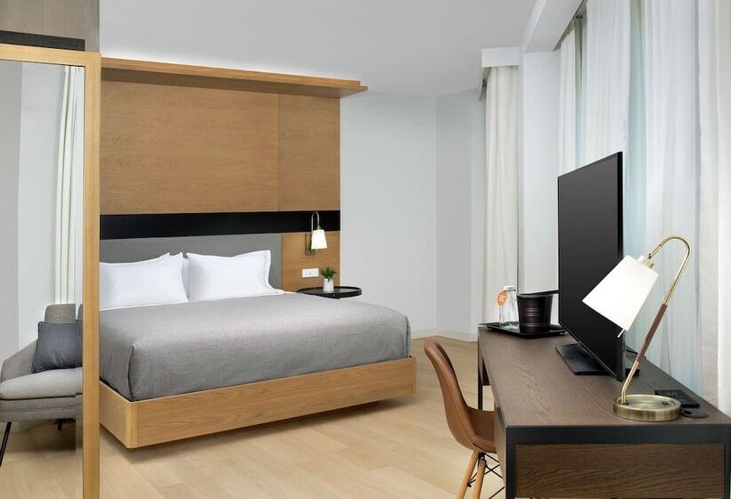 Студия Стандарт Двуспальная Кровать, Canopy By Hilton Ithaca Downtown