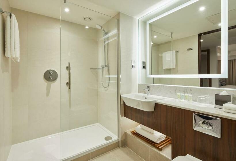 带大床的高级房间, Courtyard By Marriott Oxford City Centre