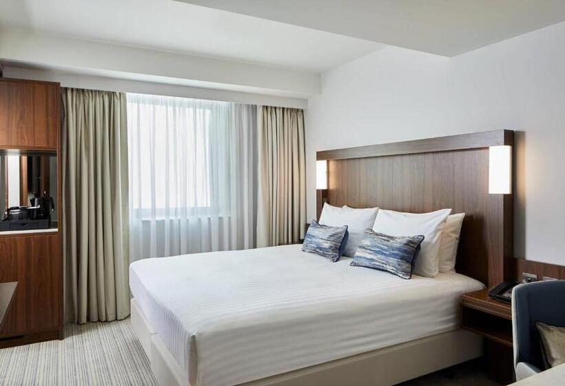 带大床的高级房间, Courtyard By Marriott Oxford City Centre