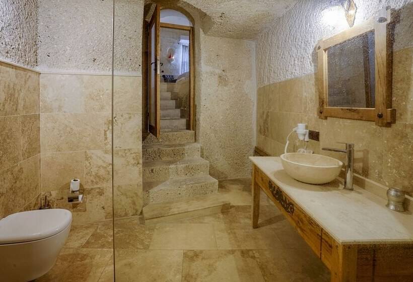 スイート, Design Cave