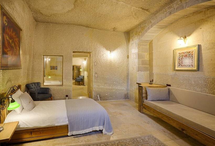 スイート, Design Cave