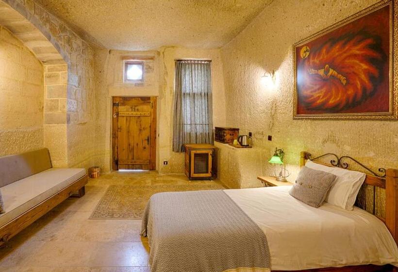 סוויטה, Design Cave