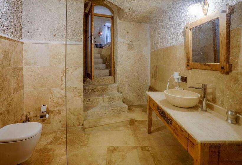 キングサイズベッドのスイートルーム, Design Cave