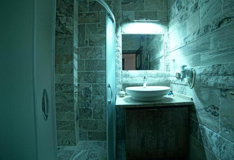 اتاق استاندارد با تخت بزرگ, Feel Cappadocia Stone House