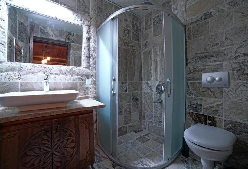 اتاق سوپریور سه تخته, Feel Cappadocia Stone House