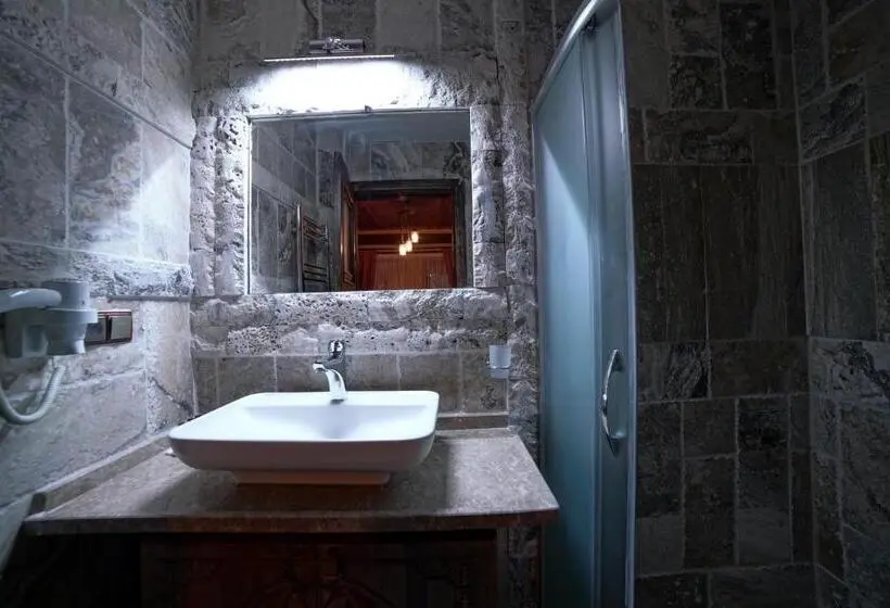 اتاق سوپریور سه تخته, Feel Cappadocia Stone House
