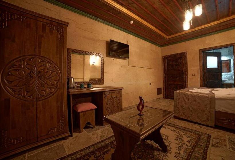 اتاق سوپریور سه تخته, Feel Cappadocia Stone House