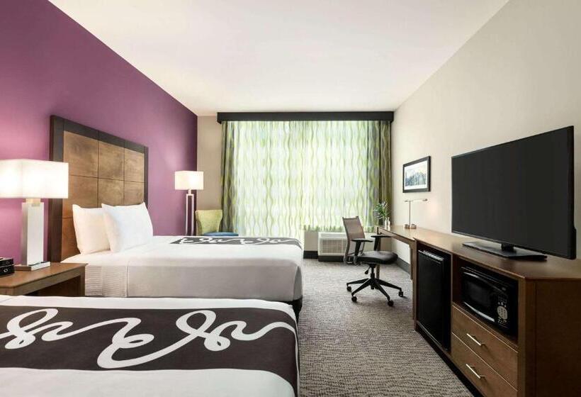 غرفة قياسية لذوى الاحتياجات الخاصة, La Quinta Inn & Suites By Wyndham Burlington