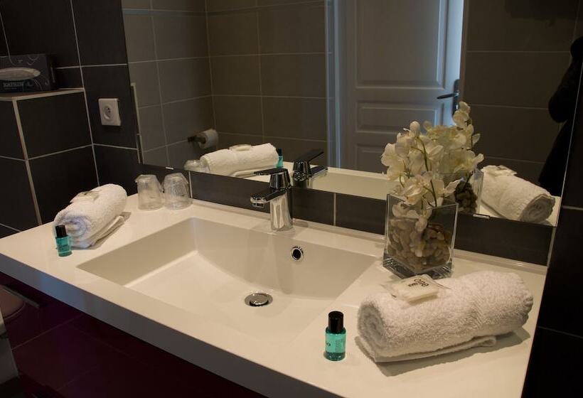 חדר משפחתי, Le Grand Pavois