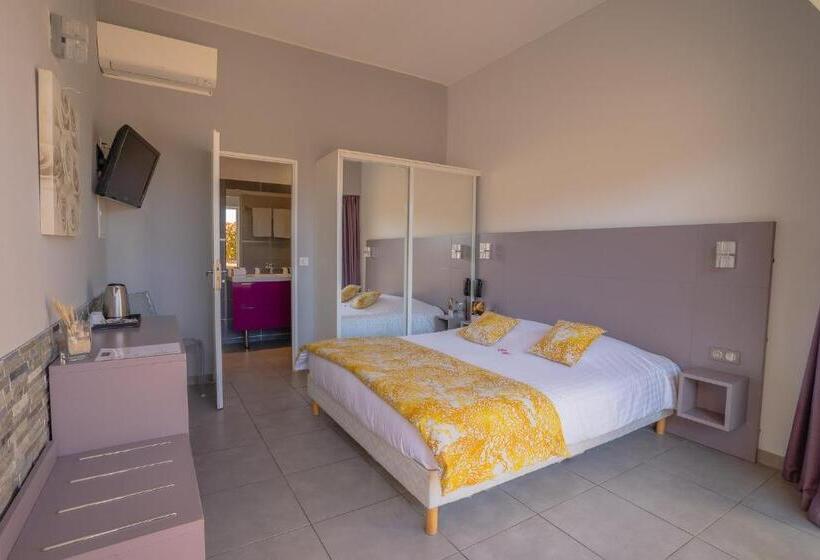 חדר סטנדרט, Le Grand Pavois