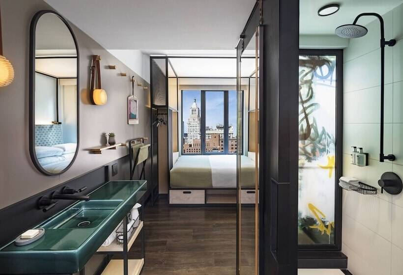 غرفة قياسية, Moxy Nyc East Village