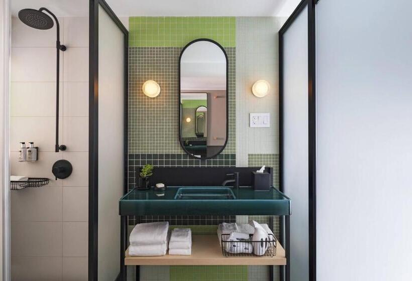غرفة قياسية, Moxy Nyc East Village