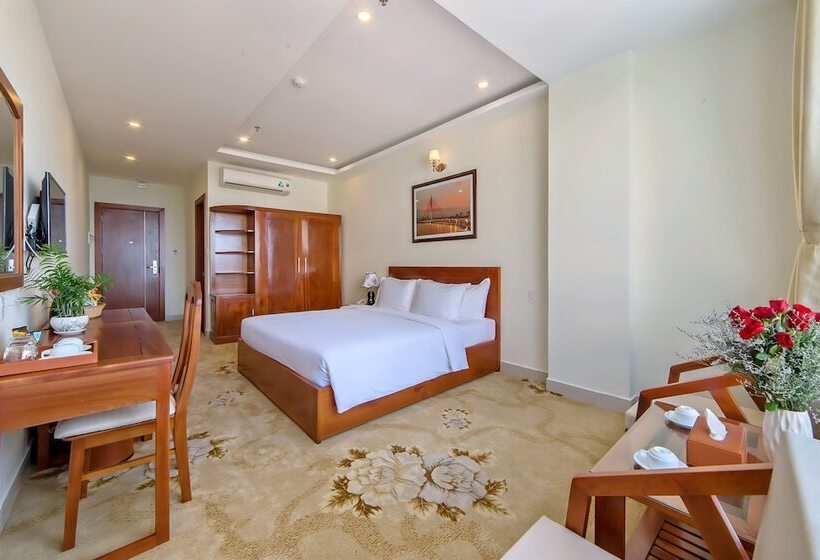 اتاق لوکس با چشمانداز دریا, Phuoc My An Beach