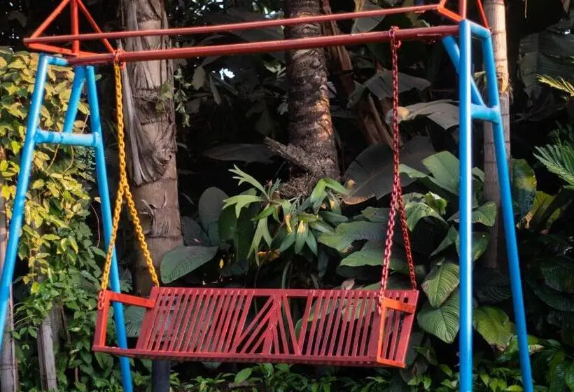 اتاق لوکس, Sherbourne