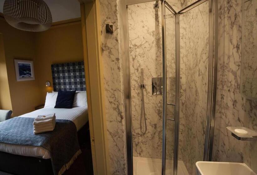 Номер Стандарт, Mary S Court Guest House   Mairlys