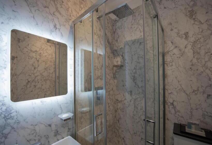 Номер Стандарт, Mary S Court Guest House   Mairlys