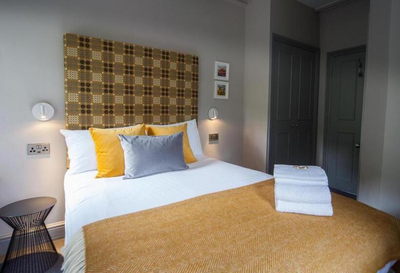 Номер Стандарт, Mary S Court Guest House   Mairlys