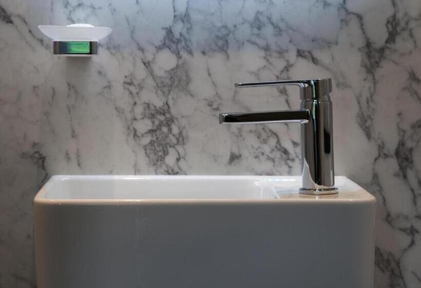 Стандартный Номер Кровать Кинг, Mary S Court Guest House   Mairlys