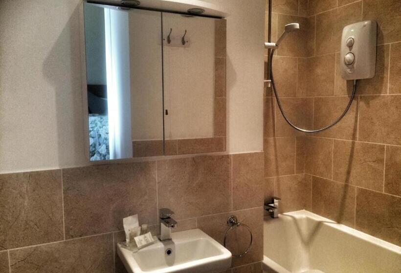 Классический Номер, Mary S Court Guest House   Mairlys