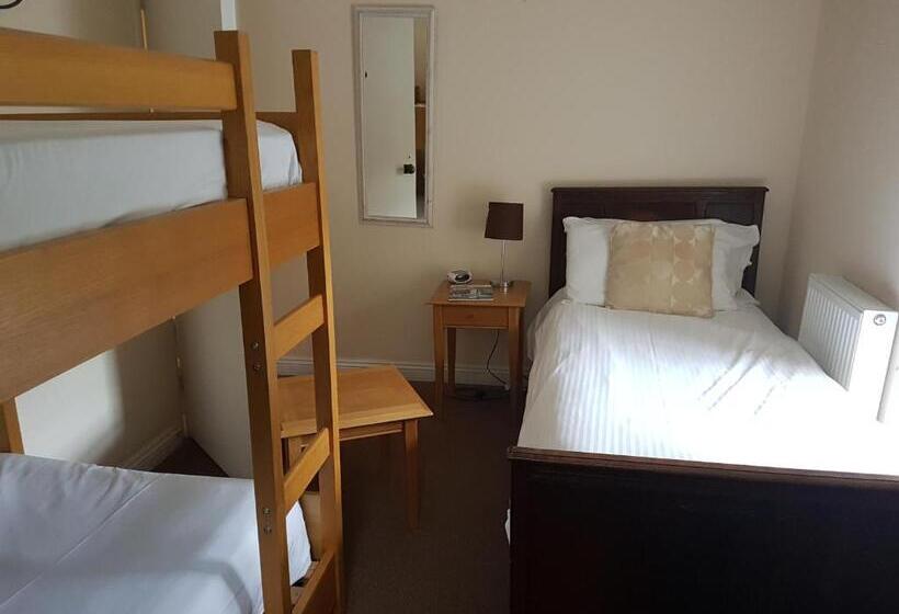 패밀리 룸, The Mill House