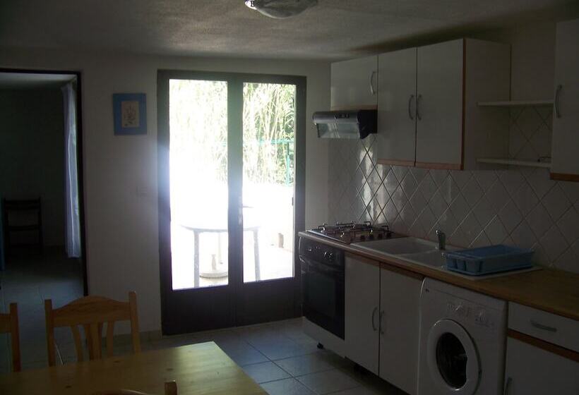 ویلای 2 خوابه, Balanea   Campsite