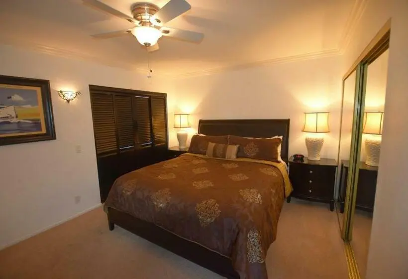 オーシャンビュースイート, Catalina Courtyard Suites