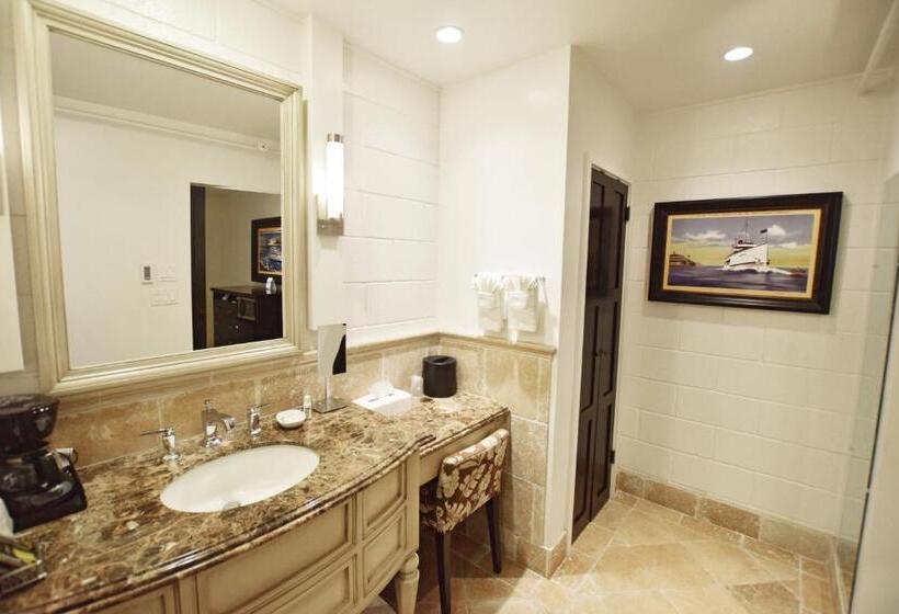 غرفة قياسية سرير كينج, Catalina Courtyard Suites