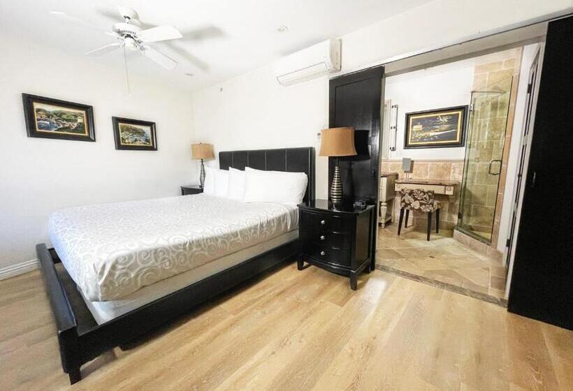 غرفة قياسية مطلّة علي الحديقة, Catalina Courtyard Suites