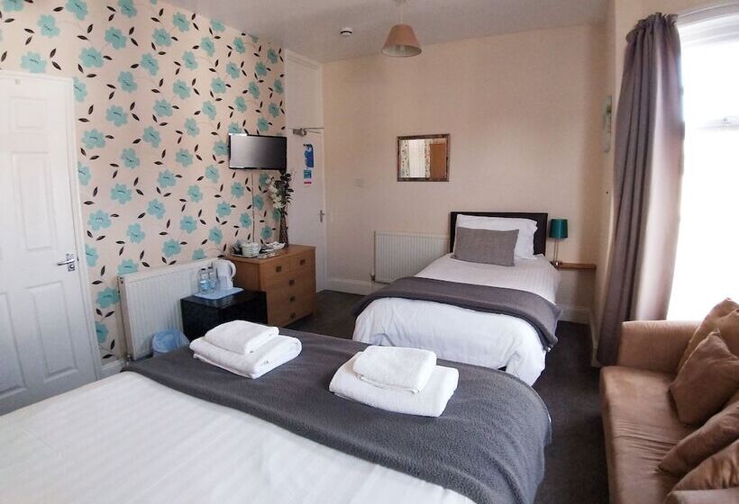 スーペリアールーム, The Beach House