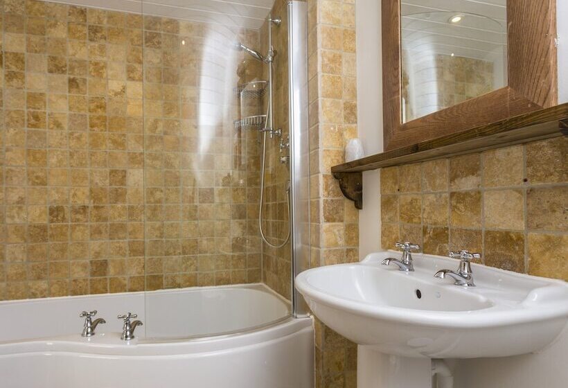 デラックスルーム, The Blue Ball Inn