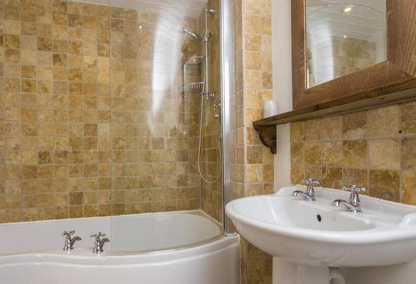 キングサイズベッドのデラックスルーム, The Blue Ball Inn