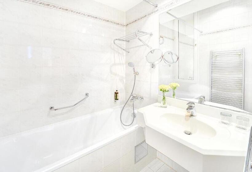 غرفة كلاسيكية ذات إطلالة, Grand Hotel Praha