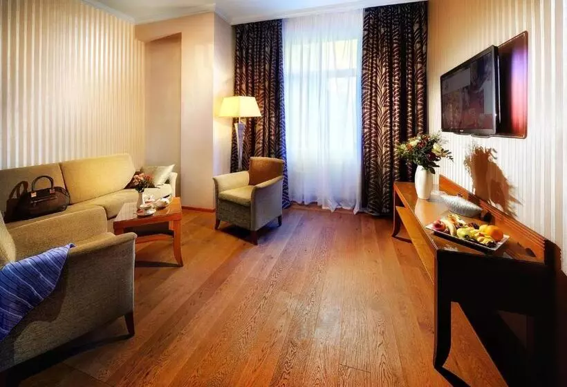 スイート, Grand Hotel Praha