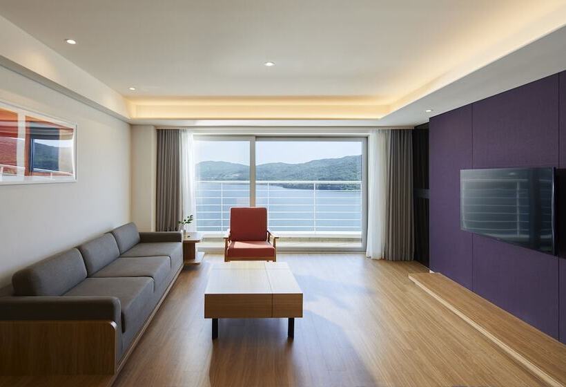 Suite Deluxe, Lahan Select Gyeongju