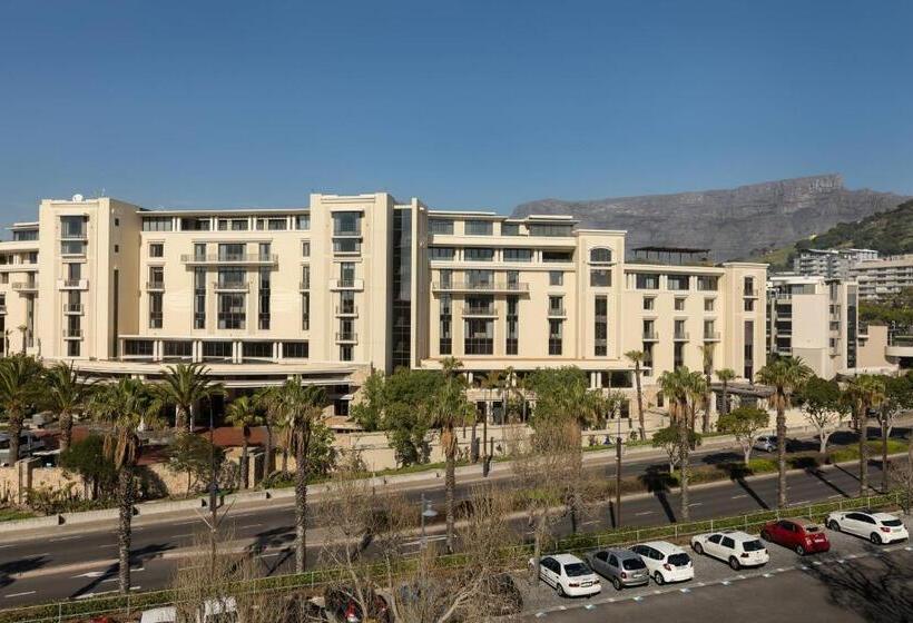 Апартаменты 2 Спальни, Protea Hotel By Marriott Cape Town Waterfront Breakwater Lodge