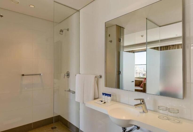 غرفة قياسية سرير مزدوج, Protea Hotel By Marriott Cape Town Waterfront Breakwater Lodge