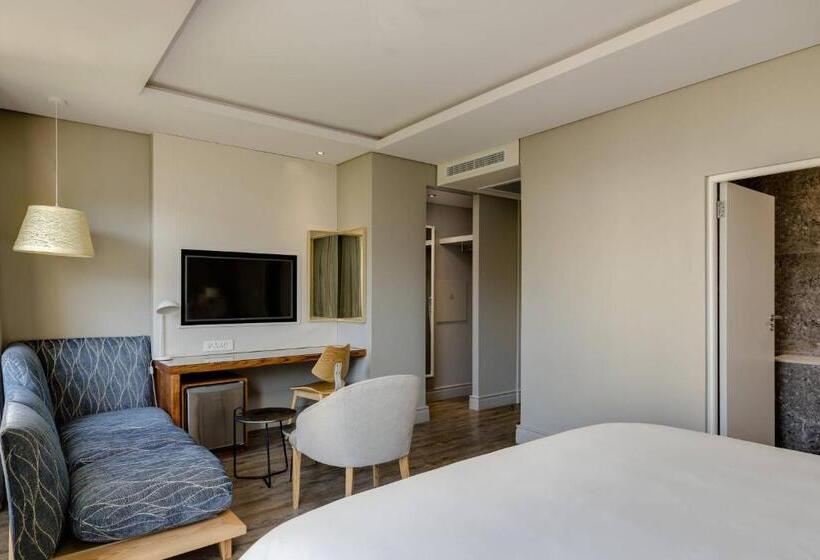 غرفة قياسية سرير مزدوج, Protea Hotel By Marriott Cape Town Waterfront Breakwater Lodge