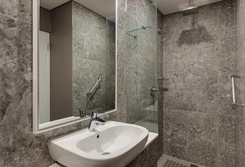 غرفة قياسية سرير كينج, Protea Hotel By Marriott Cape Town Waterfront Breakwater Lodge