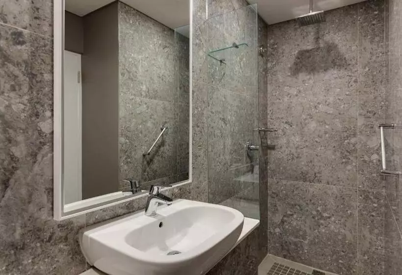 Standard-huone King-vuode, Protea Hotel By Marriott Cape Town Waterfront Breakwater Lodge