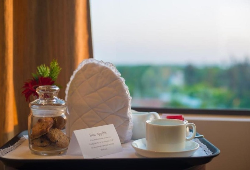 Номер Superior, Vivanta Colombo Airport Garden