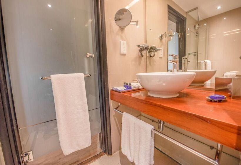 חדר סופריור, Vivanta Colombo Airport Garden