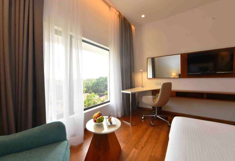 חדר סופריור מיטת קווין, Vivanta Colombo Airport Garden