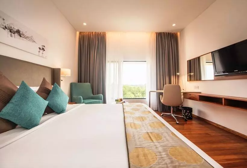 اتاق لوکس با تخت بزرگ, Vivanta Colombo Airport Garden