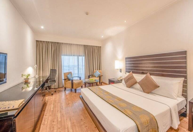 חדר סופריור עם מיטת קינג, Vivanta Colombo Airport Garden