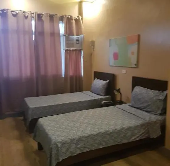 اتاق لوکس خانوادگی, Felicidad Resto And Pension House