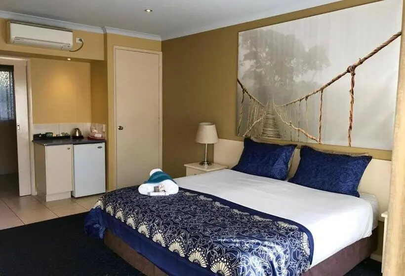 Deluxe Suite King Bed, Kyabram Motor Inn