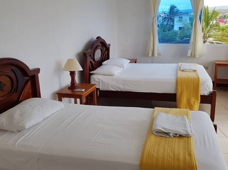 חדר סטנדרט לשלושה, Gloria   Galápagos Inn