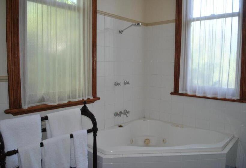 キングサイズベッドのデラックスルーム, Kurrara Historic Guest House