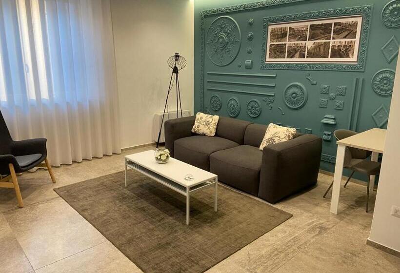 اتاق لوکس, Il Cavaliere Bed And Breakfast