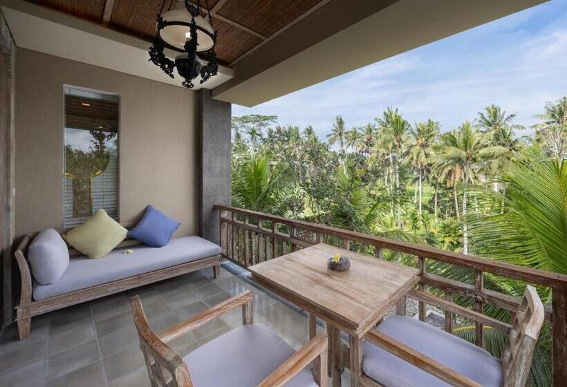 סוויטה עם נוף, Kuwarasan A Pramana Experience